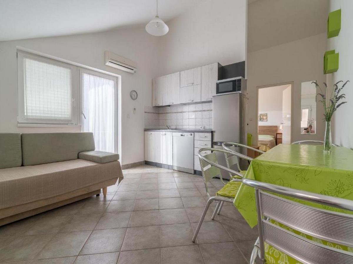 Apartmani Lucia Biograd Biograd Na Moru Exterior foto