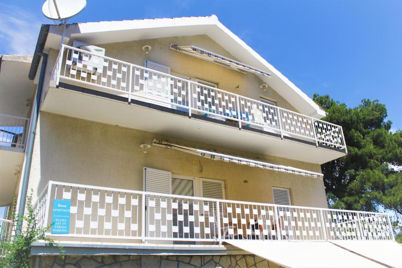 Apartmani Lucia Biograd Biograd Na Moru Exterior foto
