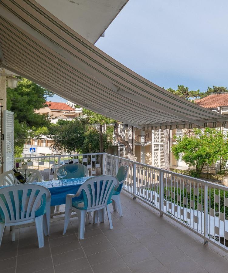 Apartmani Lucia Biograd Biograd Na Moru Exterior foto