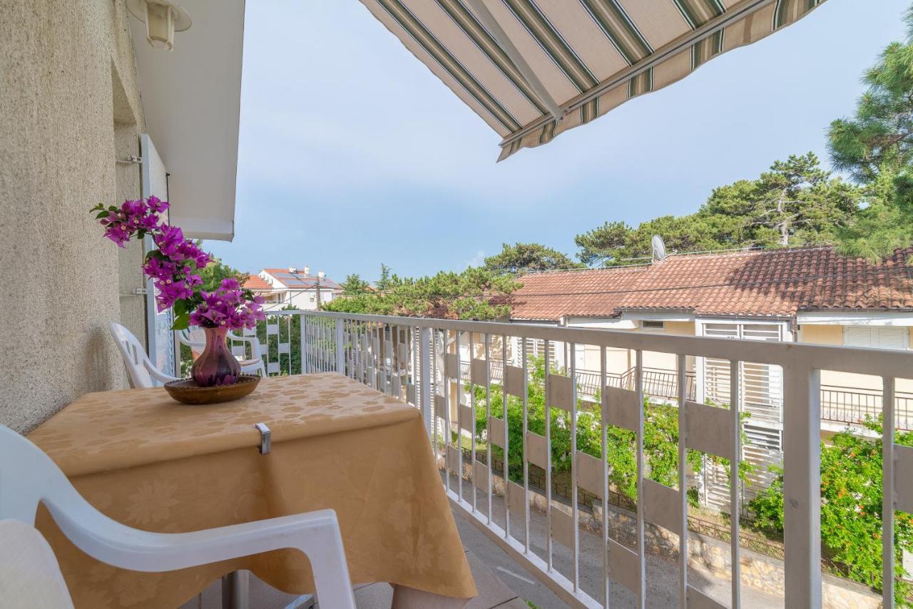 Apartmani Lucia Biograd Biograd Na Moru Exterior foto