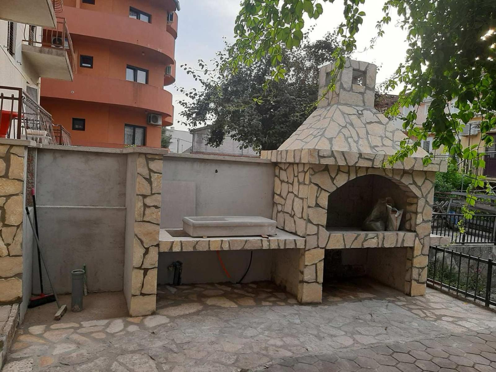 Apartmani Lucia Biograd Biograd Na Moru Exterior foto